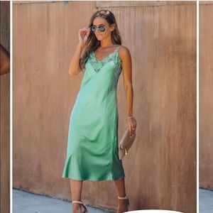Vici — GREEN IVY SATIN CROCHET LACE MIDI DRESS